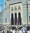 Description: Entrance to Grand Mosque